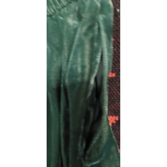 Lauren Conrad Green Velvet Pants Size 16 With Zipper Closure & Stretch Waistband - Picture 10 of 11